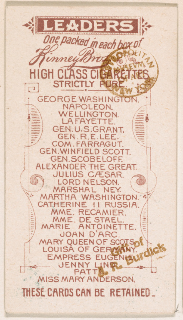 Eine alte Visitenkarte mit dem Wort 'Leaders' darauf vor einem weißen Hintergrund.