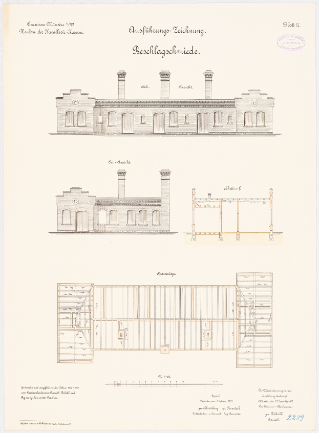 Ein detaillierter architektonischer Grundriss und Plan des Schönbrunn-Schlosses in München, Deutschland, mit zahlreichen Fenstern und ausführlichem Text.